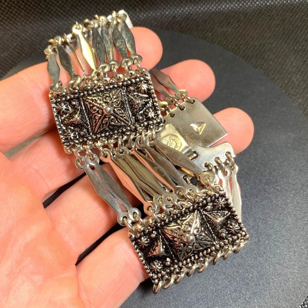 Chunky Link Filigree Large Statement Bracelet 8" - image 5